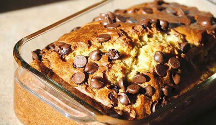 Cake lignt à la banane aux pépites de chocolat