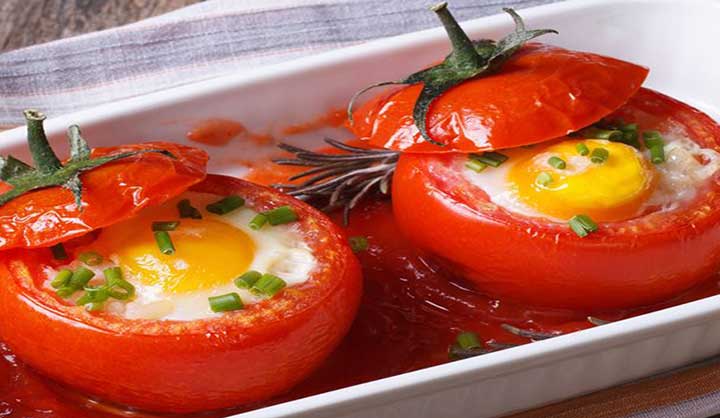 Oeuf en Cocotte de tomate recette facile