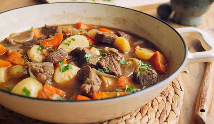 RAGOÛT DE BOEUF À LA MIJOTEUSE TRES APPETISSANT