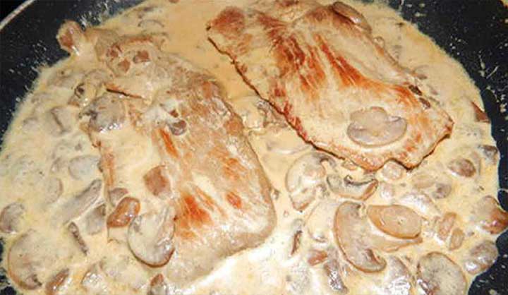 Recette d’escalopes de veau à la crème et aux champignons frais