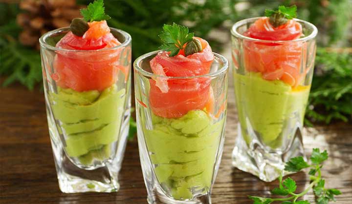 Verrine de mousse d’avocats et saumon fumé